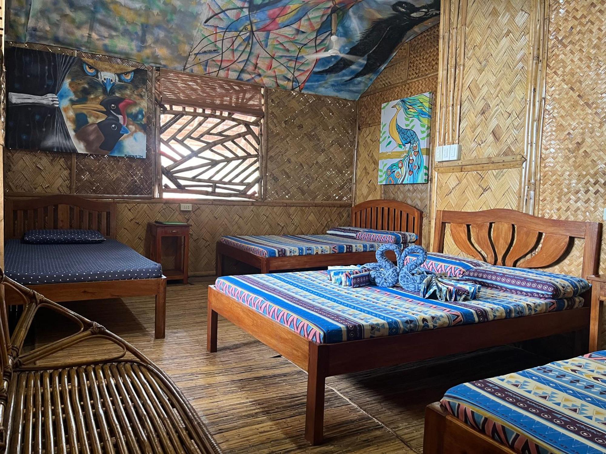 Bamboo Nest Beachfront بويرتو برينسيسا المظهر الخارجي الصورة