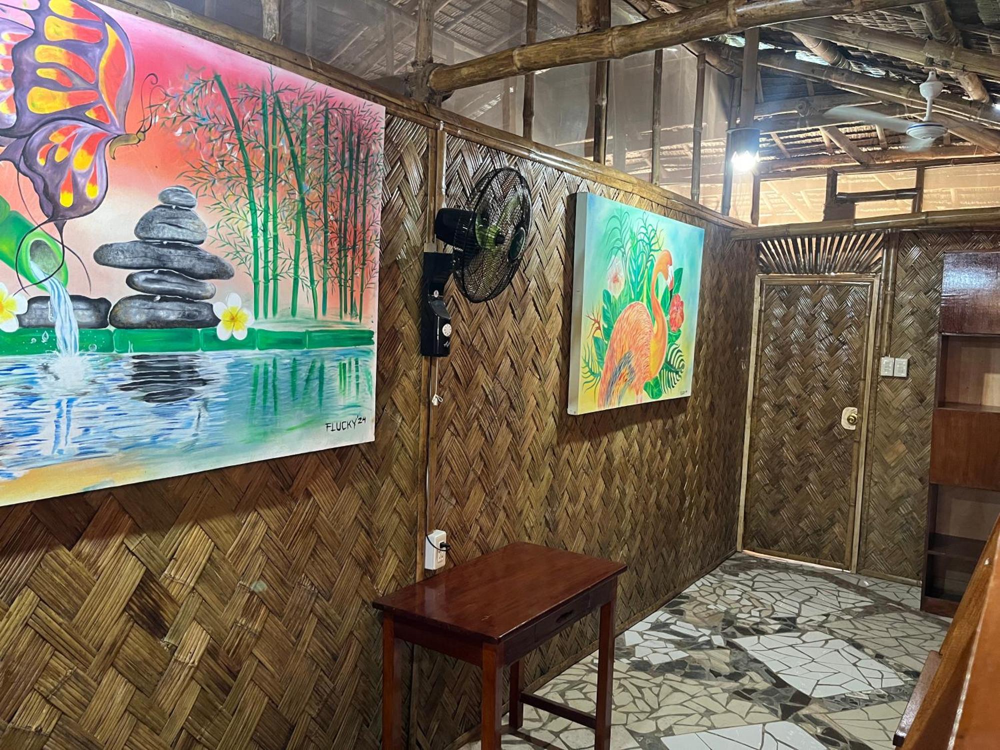 Bamboo Nest Beachfront بويرتو برينسيسا المظهر الخارجي الصورة