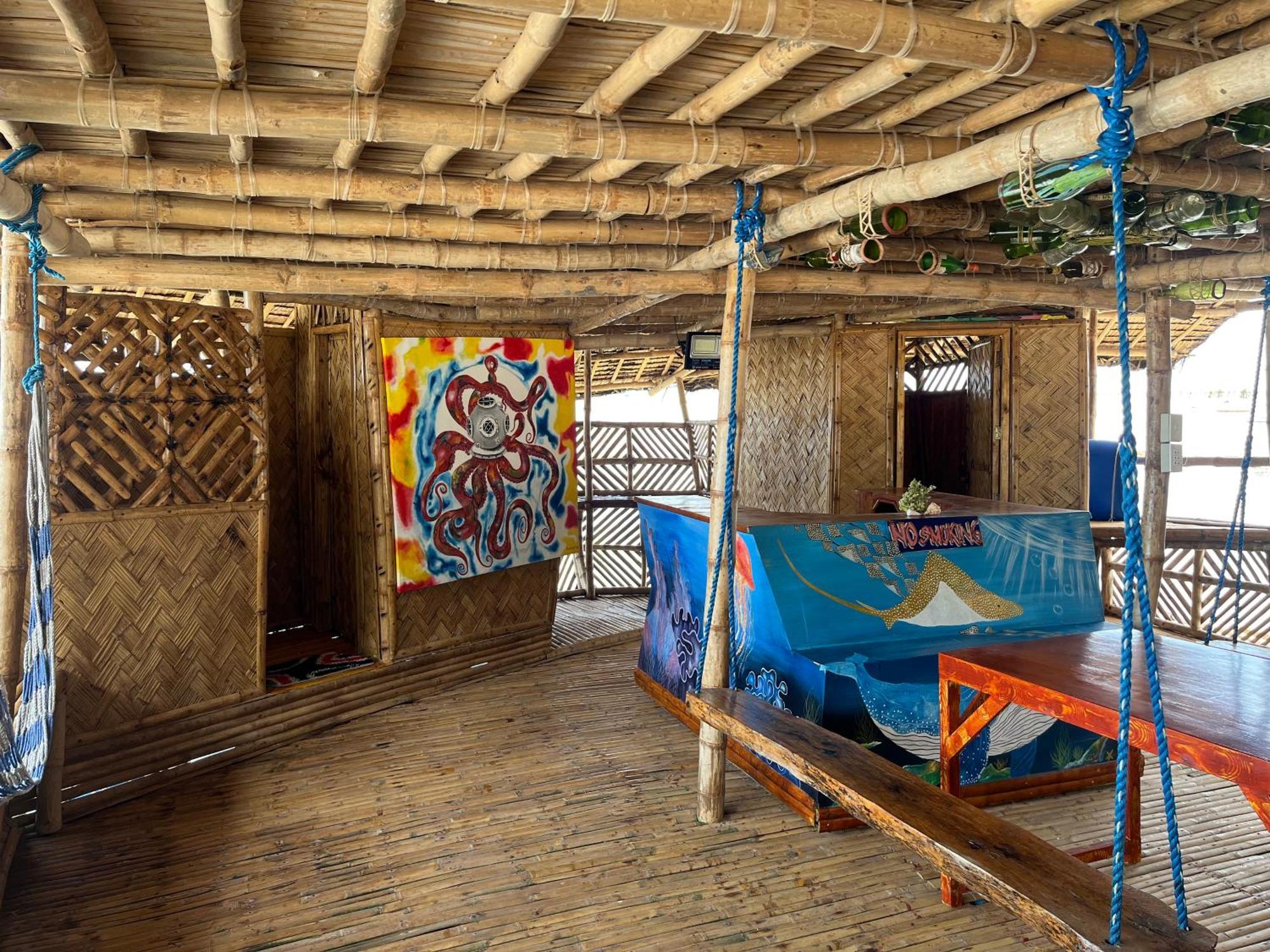 Bamboo Nest Beachfront بويرتو برينسيسا المظهر الخارجي الصورة