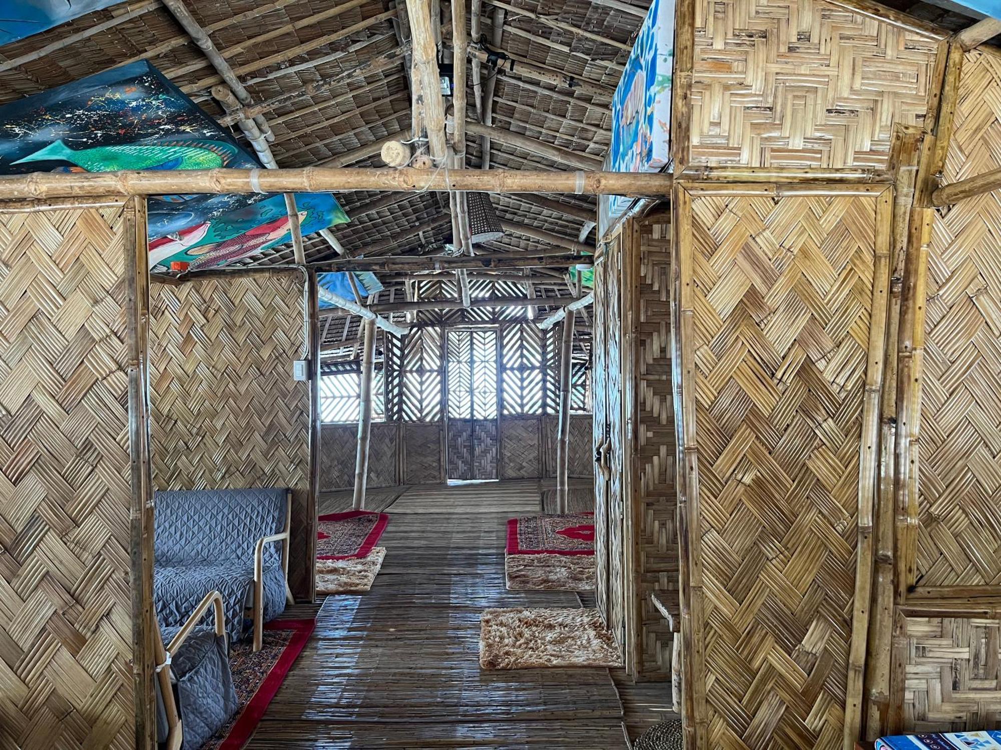 Bamboo Nest Beachfront بويرتو برينسيسا المظهر الخارجي الصورة