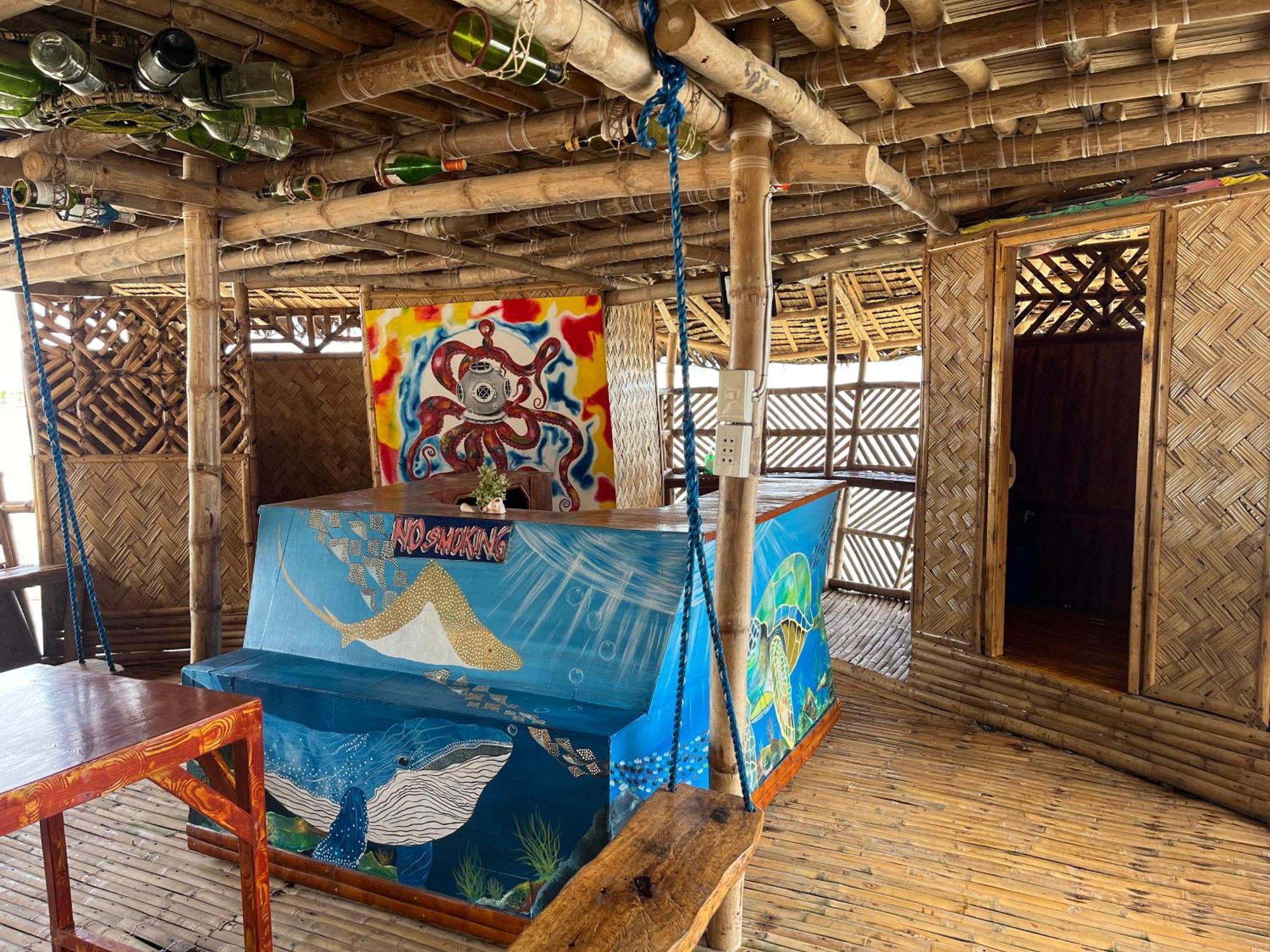 Bamboo Nest Beachfront بويرتو برينسيسا المظهر الخارجي الصورة