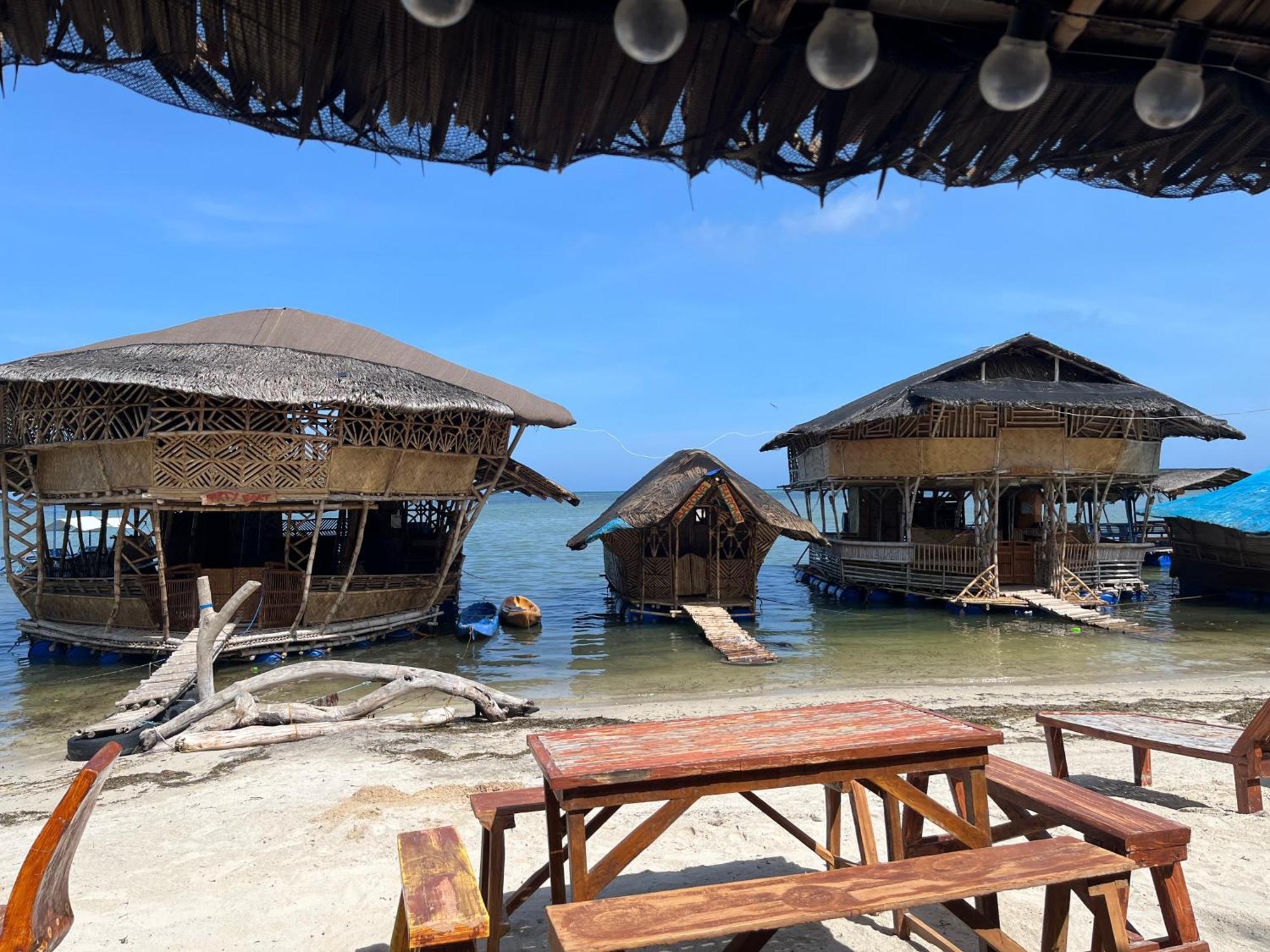 Bamboo Nest Beachfront بويرتو برينسيسا المظهر الخارجي الصورة