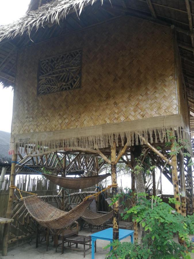 Bamboo Nest Beachfront بويرتو برينسيسا المظهر الخارجي الصورة